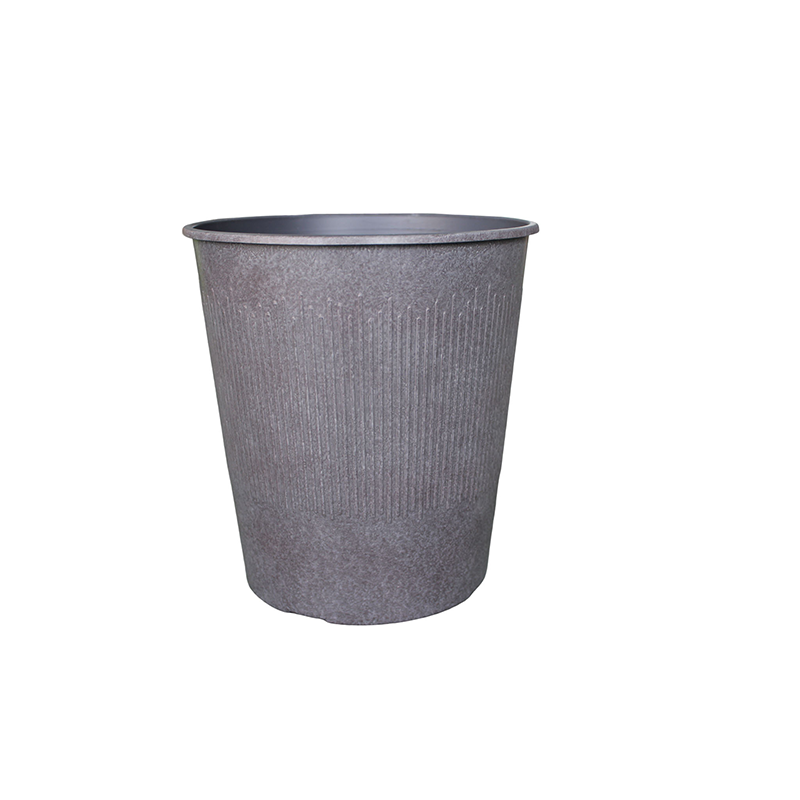 Misha Planter